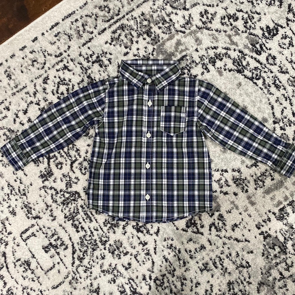Crazy 8 button down